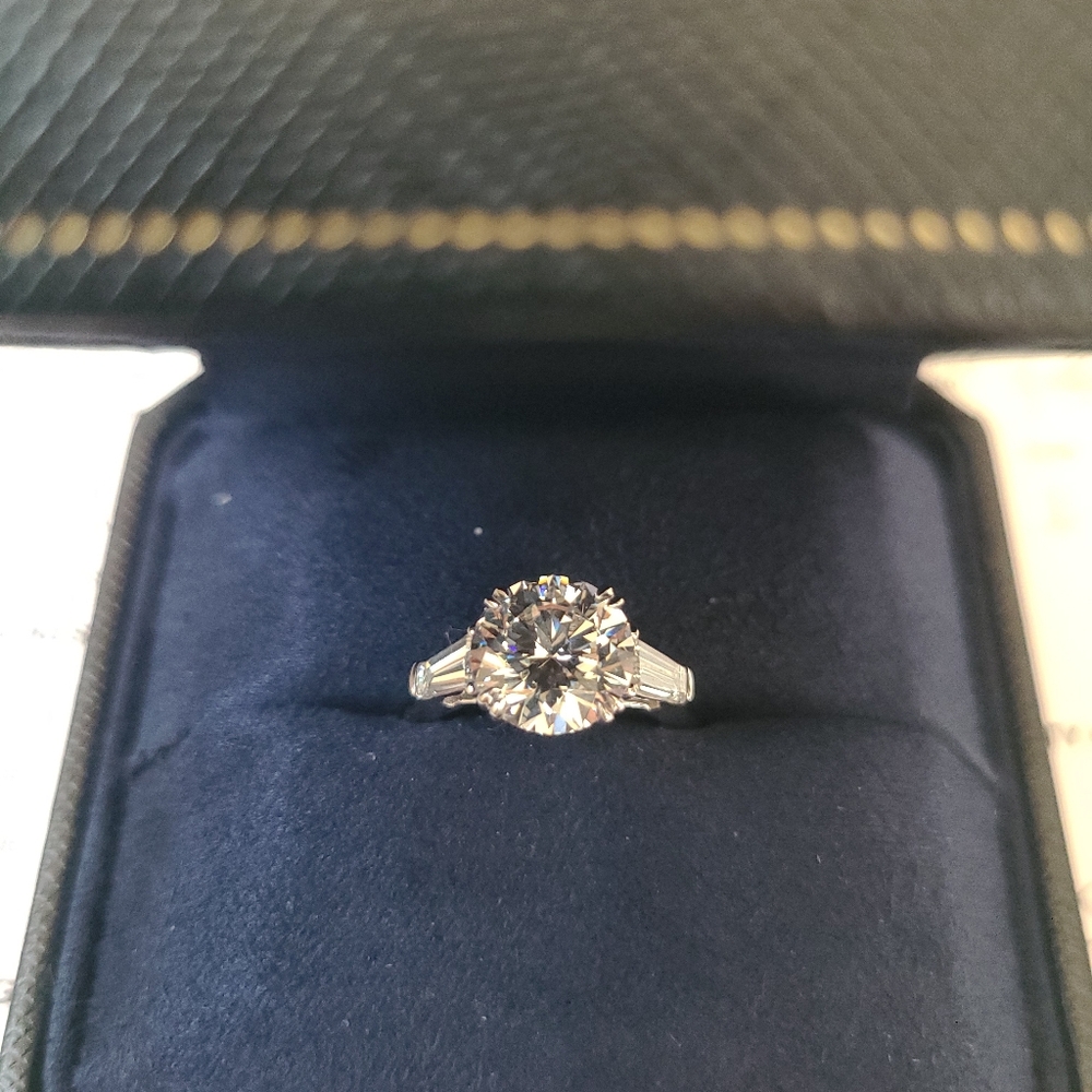 HW Style 3.5 Ct Diamond Platinum Engagement Ring with Tapered Baguette sides - Picture 3 of 12